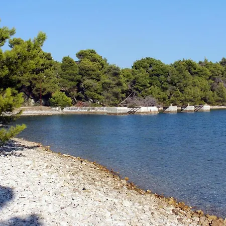 With Parking Space Stinjan, - 20816 Apartman