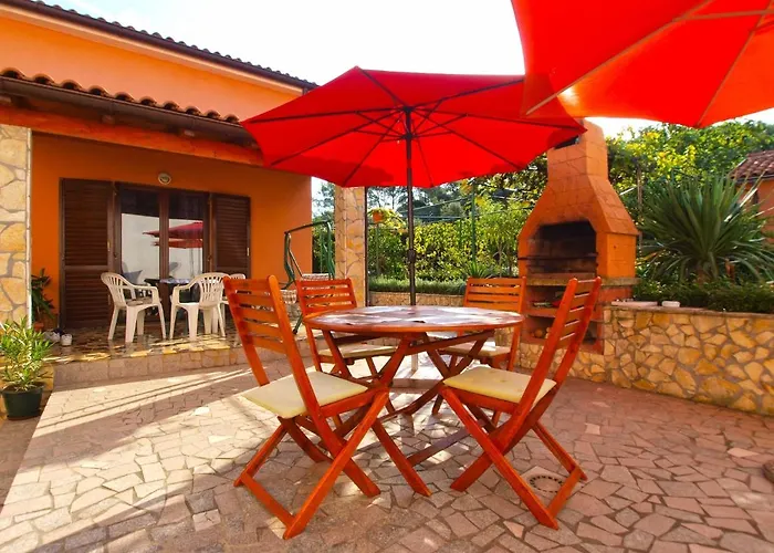 With Parking Space Stinjan, - 20816 * Pula