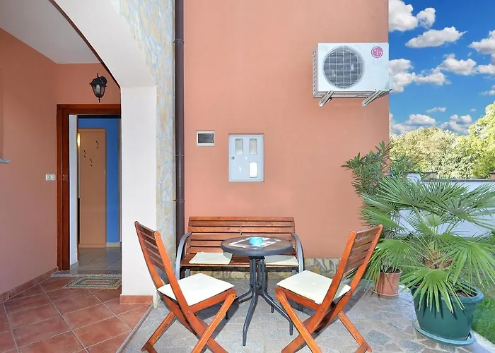 With Parking Space Stinjan, - 20816